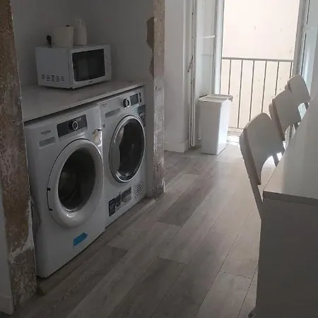 Konukevi Good Night Lis